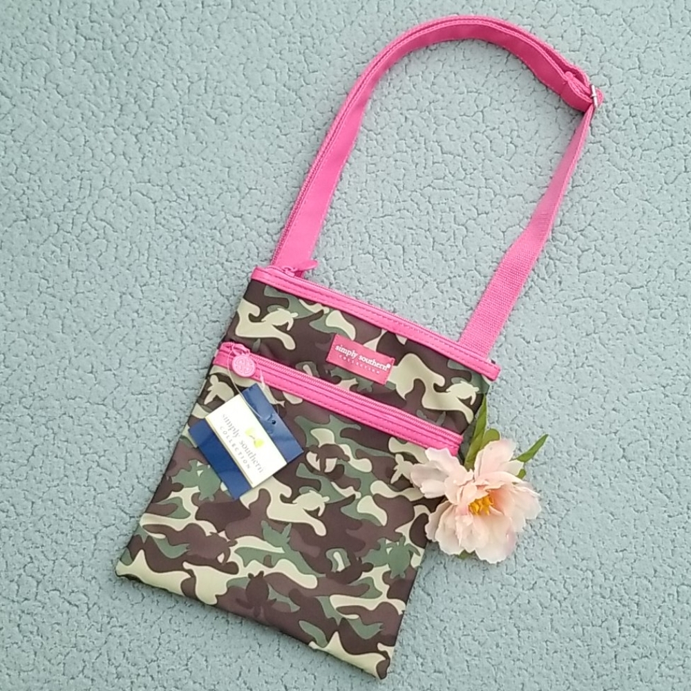 Simply Southern camo cross bag